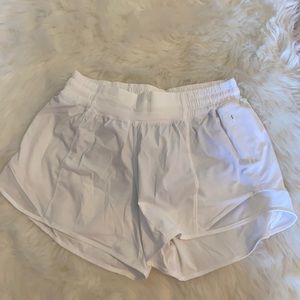 white lululemon hotty hot shorts